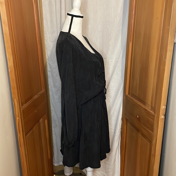 Zara black pullover love sleeve dress with front tie size XL - Picture 3 of 6